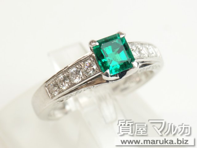 Pt900  高品質 エメラルドリング　E0.64ct　D0.25ct