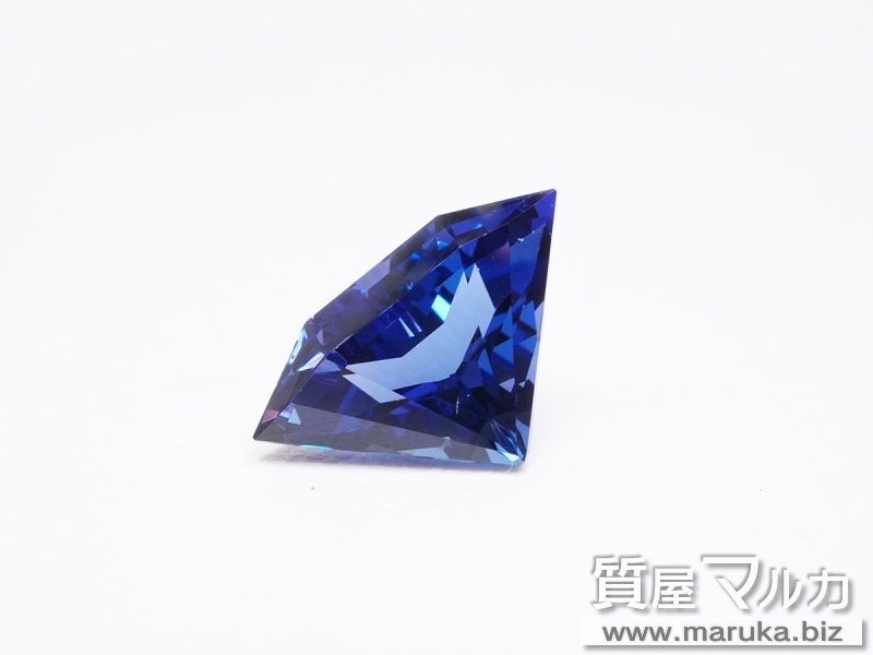 タンザナイト 15ct 変形ルースの買取・質預かり｜大阪の質屋マルカ