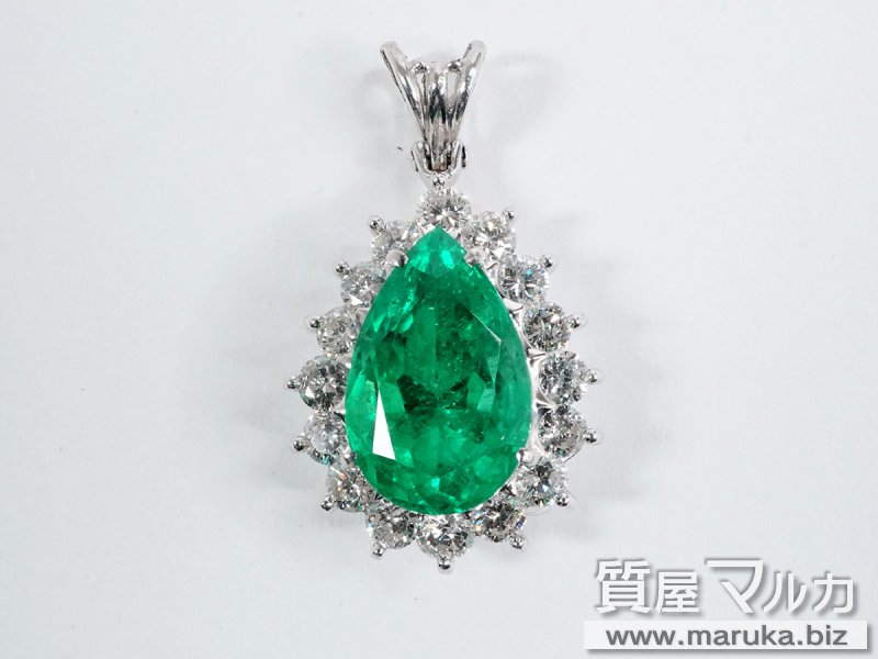 Pt900 ペアシェイプ エメラルド5.4ct ペンダントの買取・質預かり|大阪の質屋マルカ
