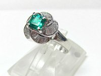 Pt エメラルドリング｜吹田市の買取・質預かり｜質屋マルカ