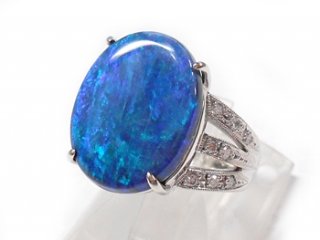 Pt ブラックオパールリング｜箕面市の買取・質預かり｜質屋マルカ