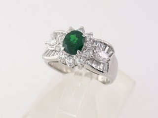 Pt900 グリーンガーネット リング｜川西市・雲雀丘の買取・質預かり｜質屋マルカ