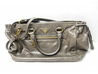 プラダ  ビンテージ 2WAYバッグ｜吹田市の買取・質預かり｜質屋マルカ