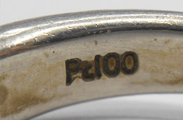 プラチナの刻印:PT100