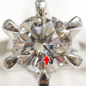 クラリティがVS2のダイヤモンドの例